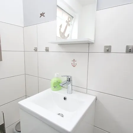 Haus Aaron Fehlingstrasse, 222 Apartment *